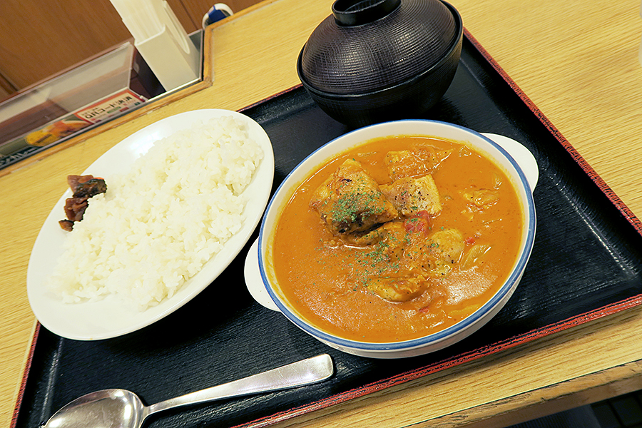 ごろごろチキンのバターチキンカレー03