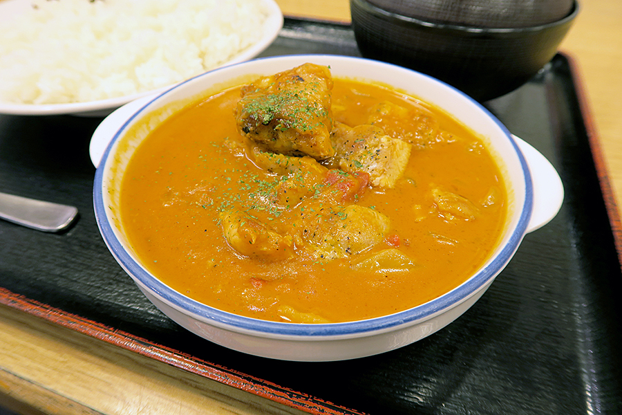 ごろごろチキンのバターチキンカレー02